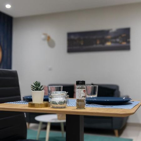 Elegant Et Tres Spacieux, Mon Studio Vous Seduira! Metz Eksteriør bilde