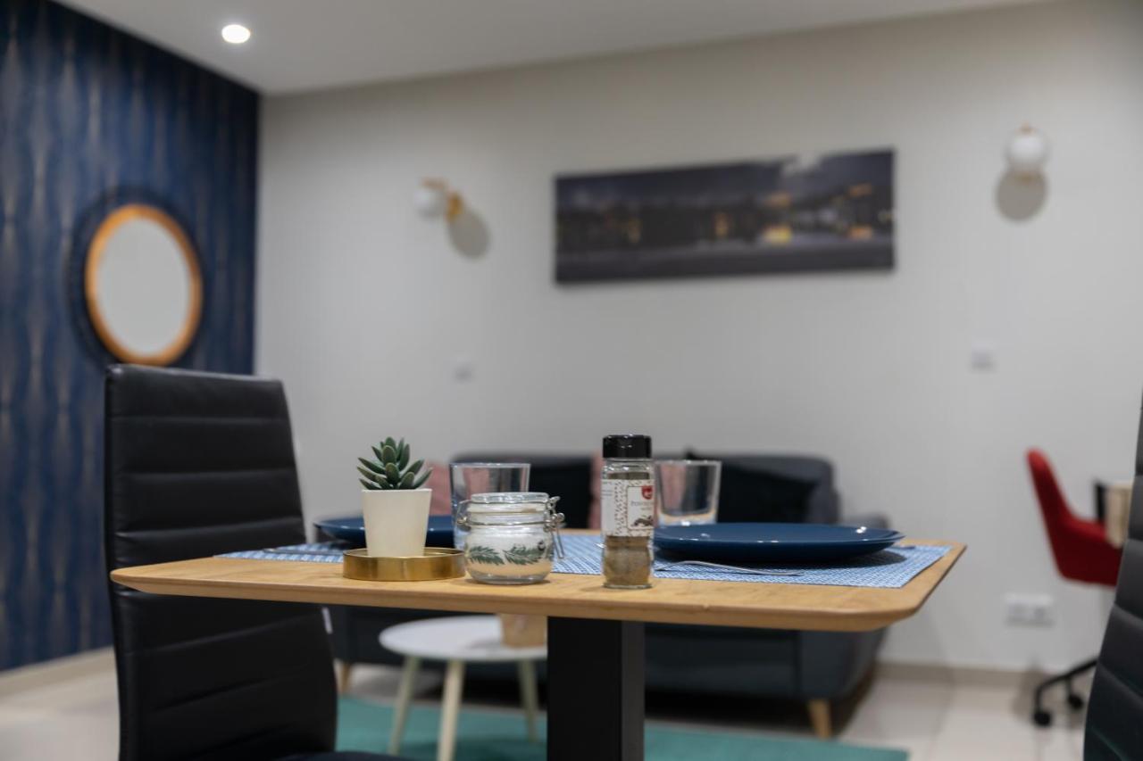Elegant Et Tres Spacieux, Mon Studio Vous Seduira! Metz Eksteriør bilde
