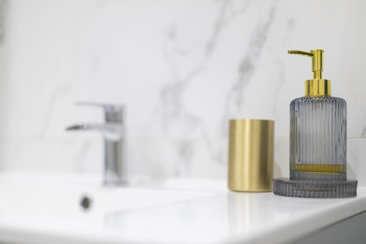 Elegant Et Tres Spacieux, Mon Studio Vous Seduira! Metz Eksteriør bilde